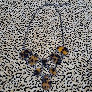 🌈TORTOISE SHELL BIB NECKLACE
